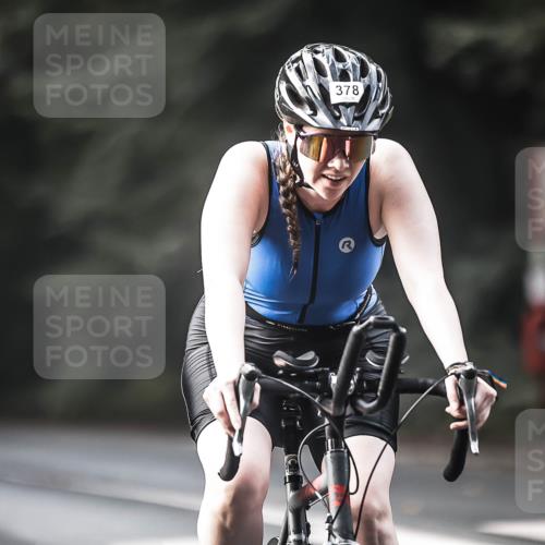 13.09.2026 - Stadtparktriathlon H.Heesch http://msf.ph/oto/10369373 13.09.2026 10:47:55 Radfahren 378, 413, 428, 462 meine-sportfotos.de