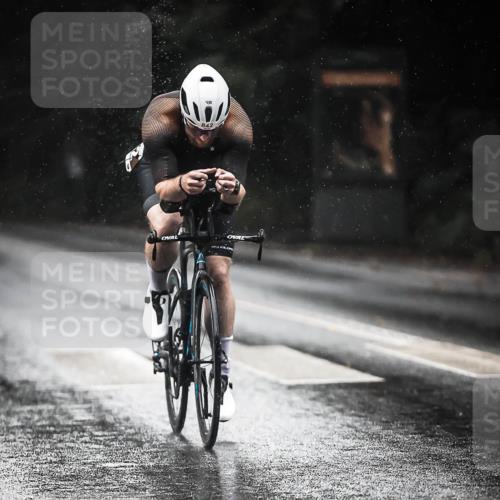 13.09.2026 - Stadtparktriathlon H.Heesch http://msf.ph/oto/10369389 13.09.2026 12:04:35 Radfahren 842, 924, 953, 962, 1047 meine-sportfotos.de