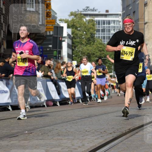 13.09.2026 - 21. swb-Marathon Bremen Strokosch-Dieckow http://msf.ph/oto/10369397 13.09.2026 11:00:55 Ziel 10263, 10272, 10275, 10306, 10369, 11126, 11162, 11180, 11343, 11475, 11556, 11687, 11708, 11769, 11838, 11959, 12018, 12430, 10093, 10428, 10639, 10753, 10964, 10965, 11049, 11116, 11428, 11540, 11681, 11682, 11728, 11850, 12085, 12116, 12241 meine-sportfotos.de