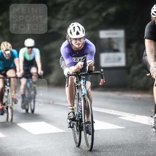 13.09.2026 - Stadtparktriathlon H.Heesch http://msf.ph/oto/10369408 13.09.2026 10:48:01 Radfahren 378, 413, 522, 546, 547 meine-sportfotos.de
