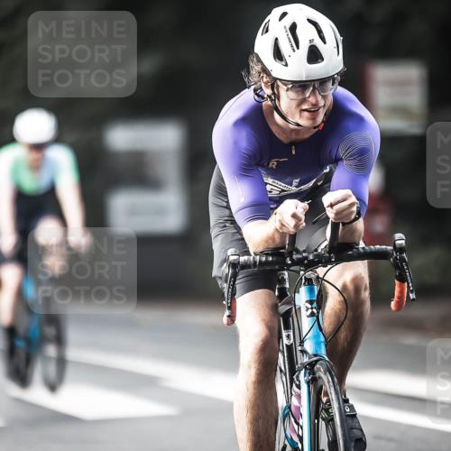 13.09.2026 - Stadtparktriathlon H.Heesch http://msf.ph/oto/10369454 13.09.2026 10:48:02 Radfahren 400, 413, 471, 522, 546, 547 meine-sportfotos.de