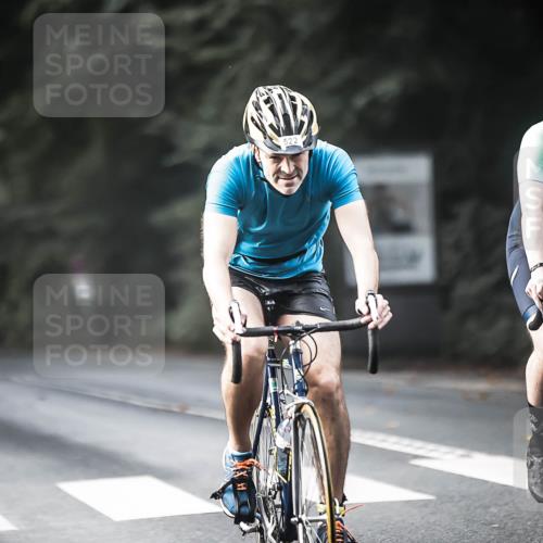 13.09.2026 - Stadtparktriathlon H.Heesch http://msf.ph/oto/10369471 13.09.2026 10:48:03 Radfahren 400, 413, 471, 522, 546, 547 meine-sportfotos.de