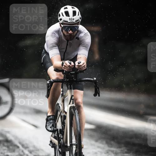 13.09.2026 - Stadtparktriathlon H.Heesch http://msf.ph/oto/10369472 13.09.2026 12:04:40 Radfahren 842, 924, 937 meine-sportfotos.de