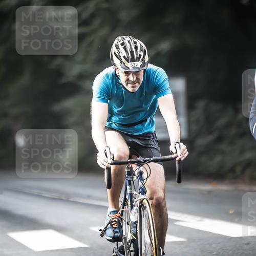 13.09.2026 - Stadtparktriathlon H.Heesch http://msf.ph/oto/10369476 13.09.2026 10:48:03 Radfahren 400, 413, 471, 522, 546, 547 meine-sportfotos.de