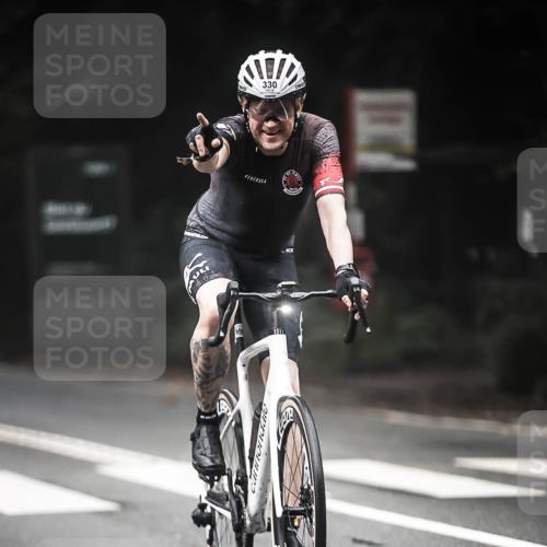 13.09.2026 - Stadtparktriathlon H.Heesch http://msf.ph/oto/10369479 13.09.2026 10:18:51 Radfahren 243, 330, 368, 412, 447 meine-sportfotos.de