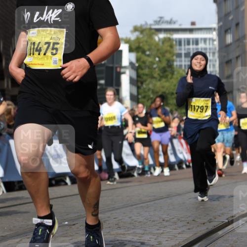 13.09.2026 - 21. swb-Marathon Bremen Strokosch-Dieckow http://msf.ph/oto/10369495 13.09.2026 11:00:56 Ziel 10263, 10272, 10275, 10306, 10369, 11126, 11162, 11180, 11343, 11475, 11556, 11687, 11708, 11769, 11797, 11838, 11959, 12018, 12430, 10428, 10639, 10892, 10964, 10965, 11049, 11116, 11428, 11540, 11681, 11682, 11850, 12085, 12241 meine-sportfotos.de