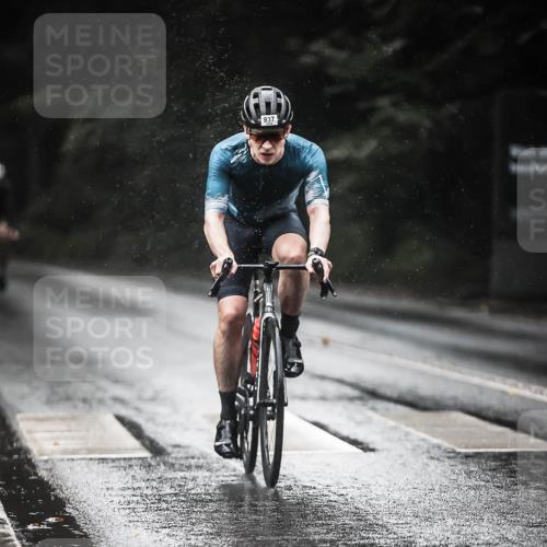 13.09.2026 - Stadtparktriathlon H.Heesch http://msf.ph/oto/10369500 13.09.2026 12:04:46 Radfahren 858, 924, 937, 979 meine-sportfotos.de