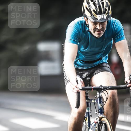 13.09.2026 - Stadtparktriathlon H.Heesch http://msf.ph/oto/10369502 13.09.2026 10:48:04 Radfahren 400, 413, 471, 522, 546, 547 meine-sportfotos.de