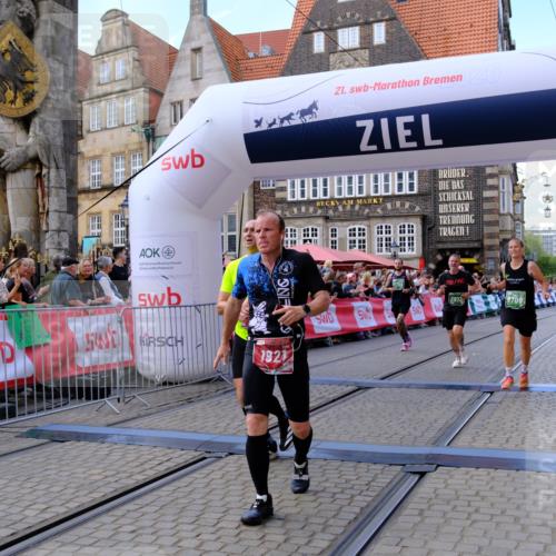 13.09.2026 - 21. swb-Marathon Bremen Tim E. http://msf.ph/oto/10369503 13.09.2026 13:07:22 Ziel 749, 1540, 1863, 3794, 3973, 6053, 7636, 7876, 8888, 9708, 9927 meine-sportfotos.de