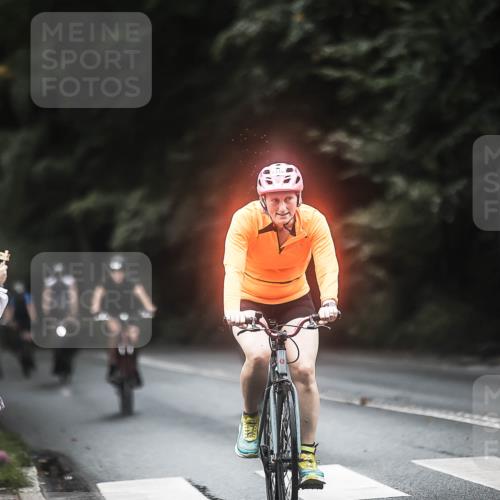 13.09.2026 - Stadtparktriathlon H.Heesch http://msf.ph/oto/10369505 13.09.2026 13:21:55 Radfahren 1226, 1287, 1316, 1343, 1385, 1406, 1453 meine-sportfotos.de