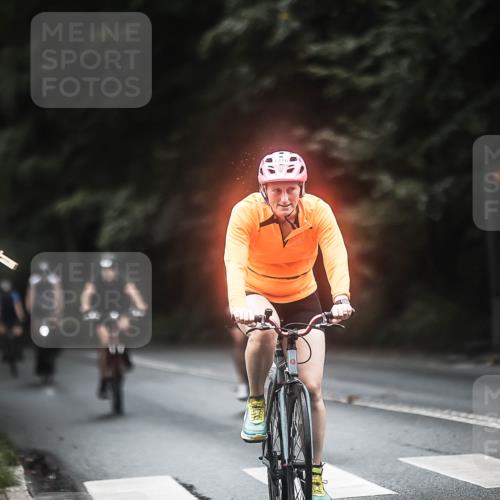 13.09.2026 - Stadtparktriathlon H.Heesch http://msf.ph/oto/10369510 13.09.2026 13:21:55 Radfahren 1226, 1287, 1316, 1343, 1385, 1406, 1453 meine-sportfotos.de