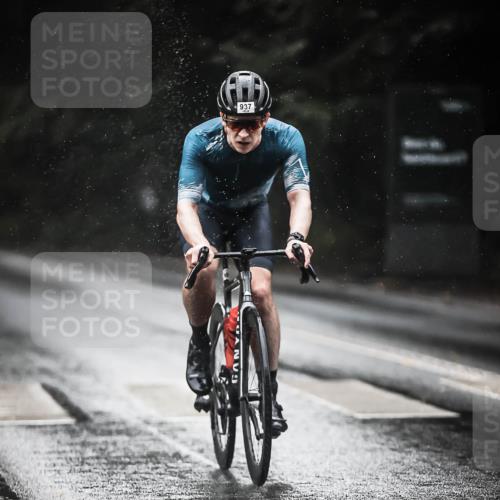 13.09.2026 - Stadtparktriathlon H.Heesch http://msf.ph/oto/10369515 13.09.2026 12:04:46 Radfahren 858, 924, 937, 979 meine-sportfotos.de
