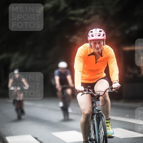 13.09.2026 - Stadtparktriathlon H.Heesch http://msf.ph/oto/10369539 13.09.2026 13:21:55 Radfahren 1226, 1287, 1316, 1343, 1385, 1406, 1453 meine-sportfotos.de