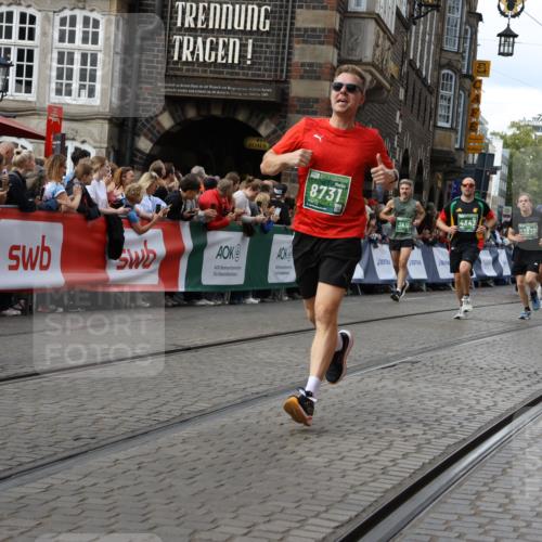 13.09.2026 - 21. swb-Marathon Bremen Strokosch-Dieckow http://msf.ph/oto/10369569 13.09.2026 13:36:17 Ziel 318, 563, 1867, 2565, 3026, 3056, 3454, 3485, 3489, 3857, 4016, 4048, 5026, 5071, 5157, 5276, 5381, 5816, 6159, 6724, 6874, 6982, 7036, 7043, 7235, 7256, 7385, 7691, 7804, 8145, 8227, 8275, 8335, 8705, 9243, 9912, 13179, 372, 900, 1738, 1880, 2467, 2692, 2700, 2731, 2823, 3067, 3410, 3591, 4049, 4182, 4216, 4643, 5781, 6527, 7249, 7344, 7808, 8525, 8905, 9427, 13038 meine-sportfotos.de