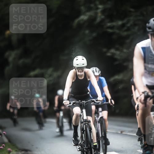 13.09.2026 - Stadtparktriathlon H.Heesch http://msf.ph/oto/10369620 13.09.2026 13:22:01 Radfahren 1225, 1226, 1287, 1316, 1343, 1372, 1376, 1424, 1435, 1484 meine-sportfotos.de