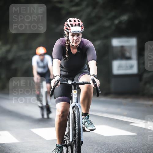 13.09.2026 - Stadtparktriathlon H.Heesch http://msf.ph/oto/10369628 13.09.2026 10:48:27 Radfahren 362, 390, 531, 538 meine-sportfotos.de