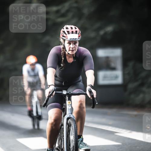 13.09.2026 - Stadtparktriathlon H.Heesch http://msf.ph/oto/10369632 13.09.2026 10:48:27 Radfahren 362, 390, 531, 538 meine-sportfotos.de