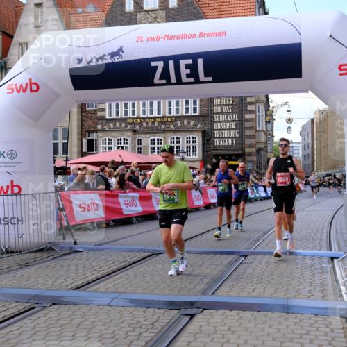 13.09.2026 - 21. swb-Marathon Bremen Tim E. http://msf.ph/oto/10369675 13.09.2026 13:07:31 Ziel 1540, 1863, 3043, 3118, 4808, 6053, 7636, 7876, 8980, 9927 meine-sportfotos.de