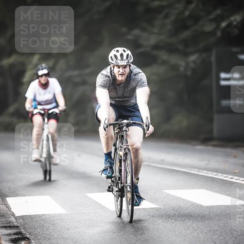 13.09.2026 - Stadtparktriathlon H.Heesch http://msf.ph/oto/10369702 13.09.2026 10:48:50 Radfahren 451, 573 meine-sportfotos.de