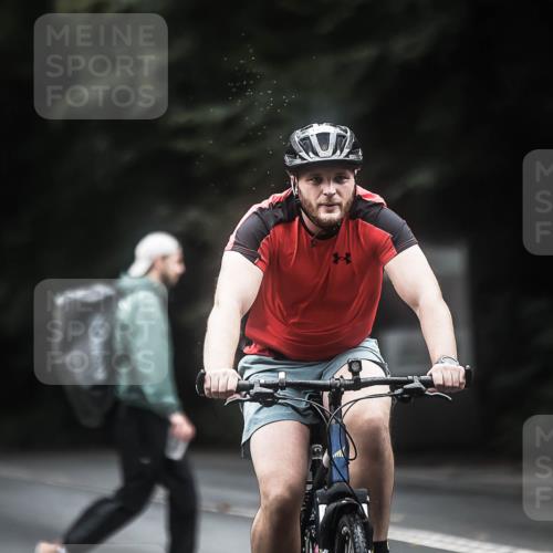 13.09.2026 - Stadtparktriathlon H.Heesch http://msf.ph/oto/10369709 13.09.2026 13:22:09 Radfahren 1257, 1360, 1376, 1391, 1435, 1484 meine-sportfotos.de