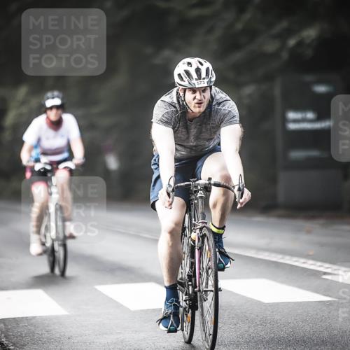 13.09.2026 - Stadtparktriathlon H.Heesch http://msf.ph/oto/10369721 13.09.2026 10:48:50 Radfahren 451, 573 meine-sportfotos.de