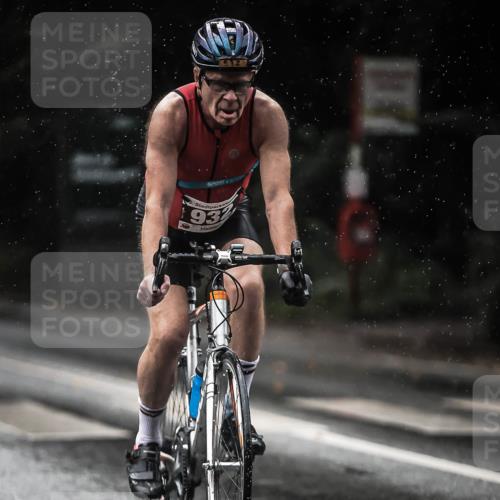 13.09.2026 - Stadtparktriathlon H.Heesch http://msf.ph/oto/10369727 13.09.2026 12:05:01 Radfahren 877, 896, 932 meine-sportfotos.de