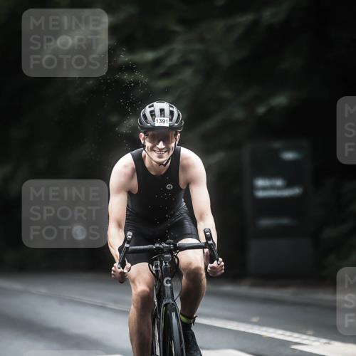 13.09.2026 - Stadtparktriathlon H.Heesch http://msf.ph/oto/10369729 13.09.2026 13:22:14 Radfahren 1257, 1360, 1391 meine-sportfotos.de