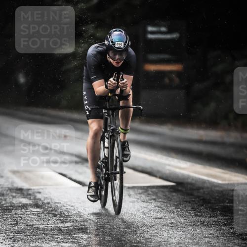 13.09.2026 - Stadtparktriathlon H.Heesch http://msf.ph/oto/10369748 13.09.2026 12:05:02 Radfahren 877, 896, 932 meine-sportfotos.de
