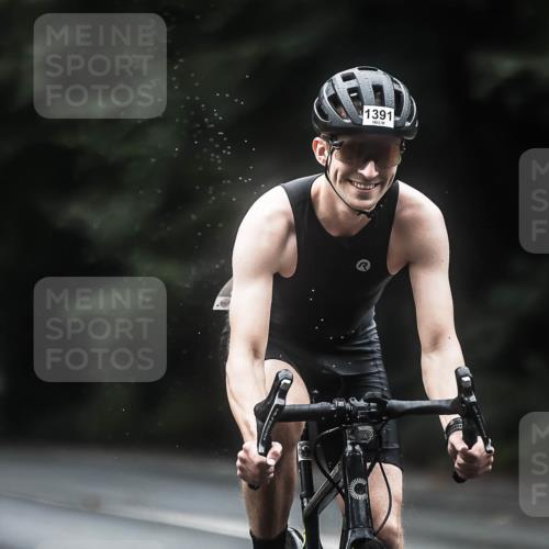 13.09.2026 - Stadtparktriathlon H.Heesch http://msf.ph/oto/10369759 13.09.2026 13:22:15 Radfahren 1257, 1391 meine-sportfotos.de