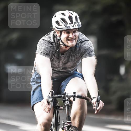 13.09.2026 - Stadtparktriathlon H.Heesch http://msf.ph/oto/10369764 13.09.2026 10:48:51 Radfahren 451, 573 meine-sportfotos.de