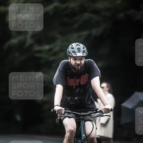 13.09.2026 - Stadtparktriathlon H.Heesch http://msf.ph/oto/10369766 13.09.2026 13:22:23 Radfahren 1195 meine-sportfotos.de