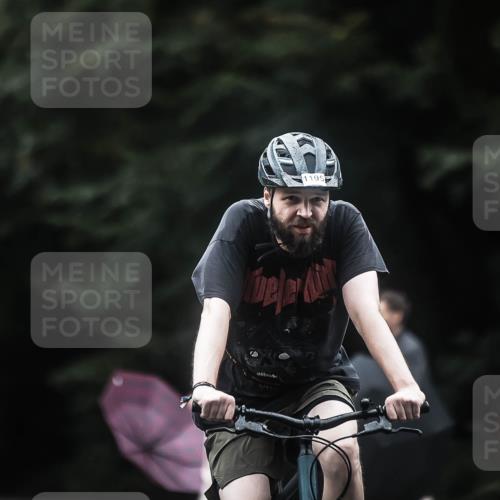 13.09.2026 - Stadtparktriathlon H.Heesch http://msf.ph/oto/10369774 13.09.2026 13:22:23 Radfahren 1195 meine-sportfotos.de