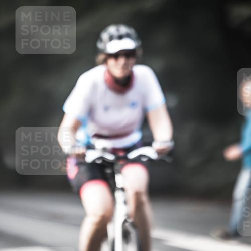 13.09.2026 - Stadtparktriathlon H.Heesch http://msf.ph/oto/10369786 13.09.2026 10:48:53 Radfahren 404, 451, 573 meine-sportfotos.de