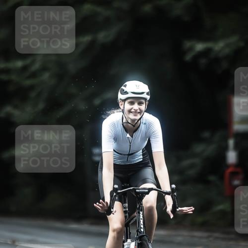 13.09.2026 - Stadtparktriathlon H.Heesch http://msf.ph/oto/10369806 13.09.2026 13:22:42 Radfahren 1261, 1312, 1366, 1474 meine-sportfotos.de