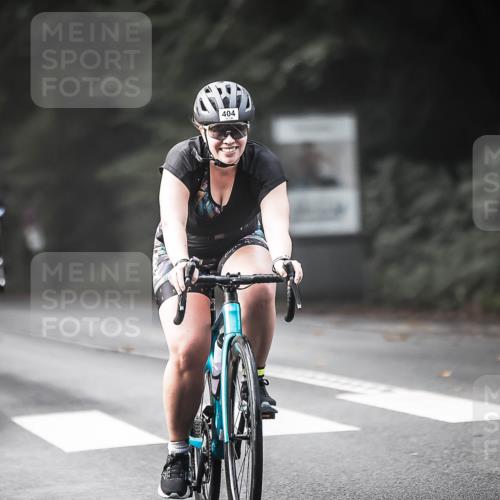 13.09.2026 - Stadtparktriathlon H.Heesch http://msf.ph/oto/10369836 13.09.2026 10:48:58 Radfahren 404, 451, 512, 513, 542, 559 meine-sportfotos.de