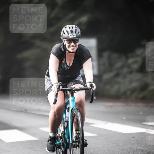 13.09.2026 - Stadtparktriathlon H.Heesch http://msf.ph/oto/10369844 13.09.2026 10:48:58 Radfahren 404, 451, 512, 513, 542, 559 meine-sportfotos.de
