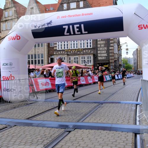 13.09.2026 - 21. swb-Marathon Bremen Tim E. http://msf.ph/oto/10369870 13.09.2026 13:07:42 Ziel 1863, 2706, 3043, 3118, 4743, 4808, 7803, 8060, 8098, 8467, 8980 meine-sportfotos.de