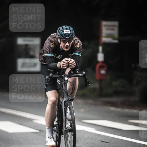 13.09.2026 - Stadtparktriathlon H.Heesch http://msf.ph/oto/10369936 13.09.2026 10:19:27 Radfahren 225, 262, 264, 305, 322, 372, 399 meine-sportfotos.de