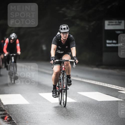 13.09.2026 - Stadtparktriathlon H.Heesch http://msf.ph/oto/10369973 13.09.2026 10:19:31 Radfahren 225, 229, 262, 264, 305, 322 meine-sportfotos.de
