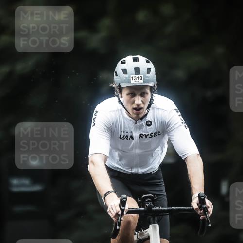 13.09.2026 - Stadtparktriathlon H.Heesch http://msf.ph/oto/10370002 13.09.2026 13:22:58 Radfahren 1310, 1510 meine-sportfotos.de