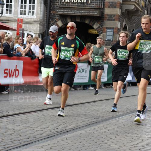 13.09.2026 - 21. swb-Marathon Bremen Strokosch-Dieckow http://msf.ph/oto/10370033 13.09.2026 13:36:20 Ziel 563, 1072, 1867, 2565, 2931, 3026, 3056, 3224, 3291, 3454, 3489, 4016, 5026, 5157, 5259, 5276, 5381, 5816, 6159, 6874, 6982, 7036, 7043, 7256, 7385, 7804, 8145, 8227, 8275, 8488, 8705, 9076, 9243, 9497, 13179, 164, 372, 900, 1738, 1880, 2467, 2673, 2692, 2700, 2731, 2823, 3067, 3410, 3585, 4006, 4049, 4182, 4216, 5781, 6516, 6527, 6568, 7249, 7344, 7808, 8525, 8790, 8905, 9427 meine-sportfotos.de