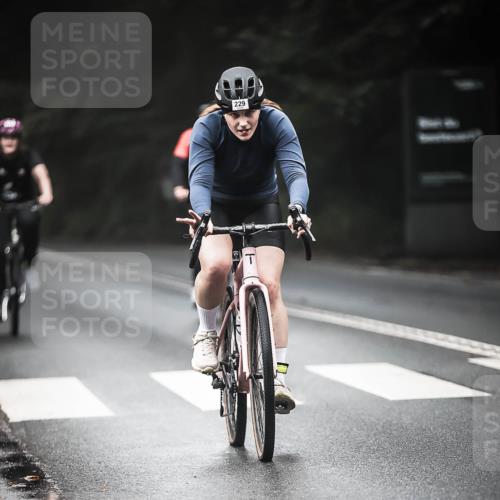 13.09.2026 - Stadtparktriathlon H.Heesch http://msf.ph/oto/10370049 13.09.2026 10:19:35 Radfahren 225, 229, 260, 286, 305, 307, 322 meine-sportfotos.de