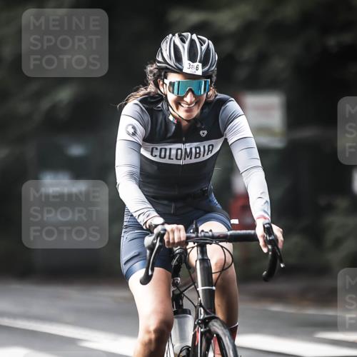 13.09.2026 - Stadtparktriathlon H.Heesch http://msf.ph/oto/10370053 13.09.2026 10:49:16 Radfahren 348, 363, 368, 386, 395, 422, 476, 541 meine-sportfotos.de