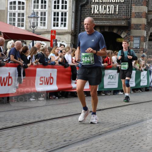 13.09.2026 - 21. swb-Marathon Bremen Strokosch-Dieckow http://msf.ph/oto/10370079 13.09.2026 13:36:22 Ziel 563, 1072, 1867, 2339, 2565, 2931, 3026, 3056, 3224, 3291, 3454, 3489, 4016, 5026, 5157, 5259, 5276, 5381, 5816, 6159, 6874, 6982, 7036, 7043, 7256, 7385, 7804, 8145, 8227, 8275, 8488, 8705, 9076, 9226, 9243, 9497, 9564, 13179, 13238, 164, 372, 900, 1738, 1880, 2467, 2673, 2692, 2700, 2731, 2819, 2823, 3067, 3410, 3585, 4006, 4182, 4216, 4414, 4676, 5781, 6516, 6527, 6568, 7249, 7344, 7765, 7808, 8525, 8790, 8905, 9776 meine-sportfotos.de