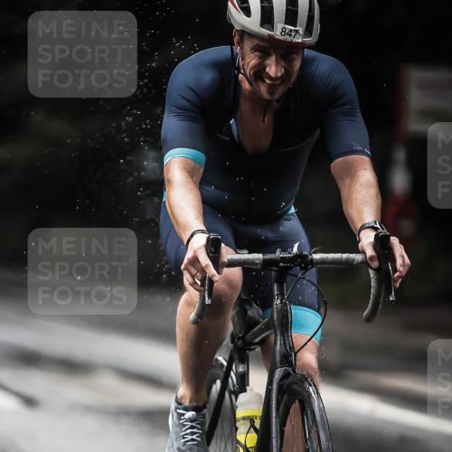 13.09.2026 - Stadtparktriathlon H.Heesch http://msf.ph/oto/10370113 13.09.2026 12:05:27 Radfahren 847, 963, 1028 meine-sportfotos.de