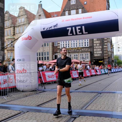 13.09.2026 - 21. swb-Marathon Bremen Tim E. http://msf.ph/oto/10370120 13.09.2026 13:07:47 Ziel 819, 2135, 2706, 3043, 3118, 4743, 5570, 5976, 7803, 8060, 8098, 8467, 8611, 9035 meine-sportfotos.de