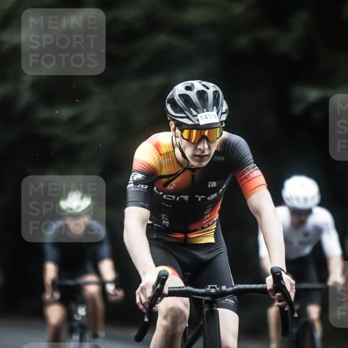 13.09.2026 - Stadtparktriathlon H.Heesch http://msf.ph/oto/10370153 13.09.2026 13:23:25 Radfahren 1379, 1381, 1447, 1459, 1476, 1524 meine-sportfotos.de