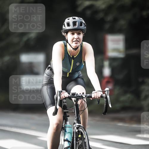 13.09.2026 - Stadtparktriathlon H.Heesch http://msf.ph/oto/10370155 13.09.2026 10:49:22 Radfahren 348, 363, 368, 386, 395, 422, 476 meine-sportfotos.de