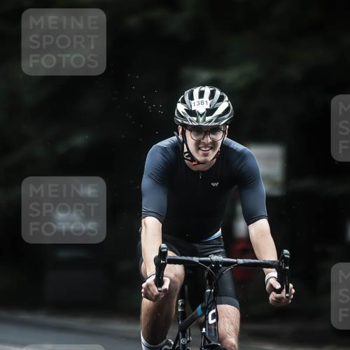 13.09.2026 - Stadtparktriathlon H.Heesch http://msf.ph/oto/10370167 13.09.2026 13:23:26 Radfahren 1379, 1381, 1440, 1459, 1476, 1524 meine-sportfotos.de