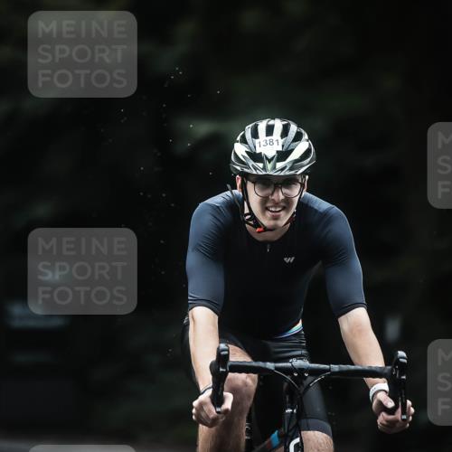13.09.2026 - Stadtparktriathlon H.Heesch http://msf.ph/oto/10370172 13.09.2026 13:23:26 Radfahren 1379, 1381, 1440, 1459, 1476, 1524 meine-sportfotos.de